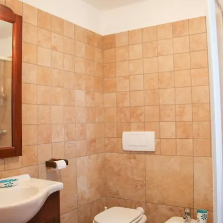 Rustico Ai Ronchi Sp Natursteinhaus Сasa de vacaciones Gravedona