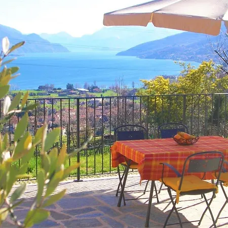 Nyaraló Rustico Ai Ronchi Sp Natursteinhaus *